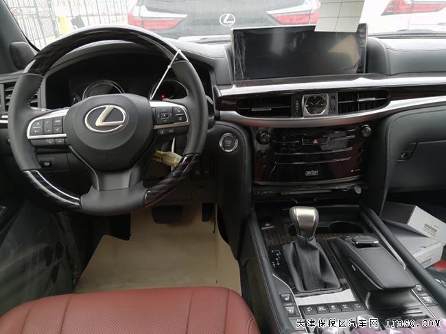 2018款雷克薩斯LX570中東鉑金版 21輪/金屬漆現(xiàn)車143萬