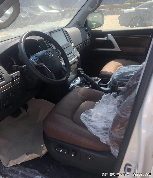 2019款豐田酷路澤5.7L VXR中東版 20輪/大包圍現(xiàn)車115萬