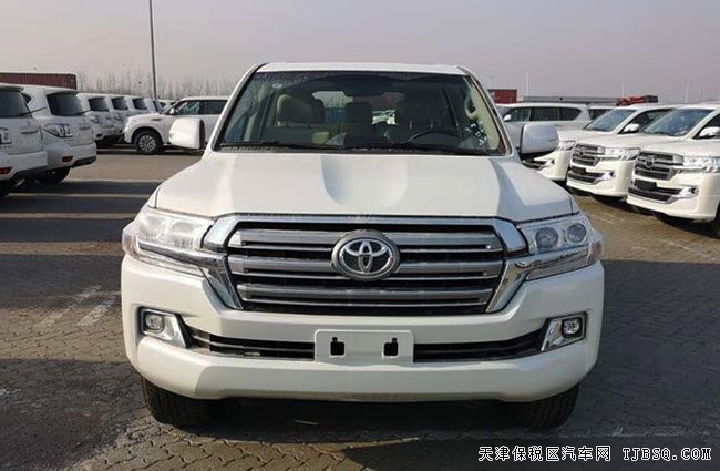 19款豐田酷路澤5700中東版 12氣囊/天窗/金屬漆現(xiàn)車(chē)96萬(wàn)