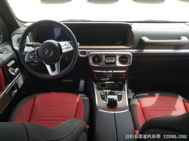 2019款奔馳G500歐規(guī)版 18輪/柏林之聲/天窗現(xiàn)車188萬優(yōu)享