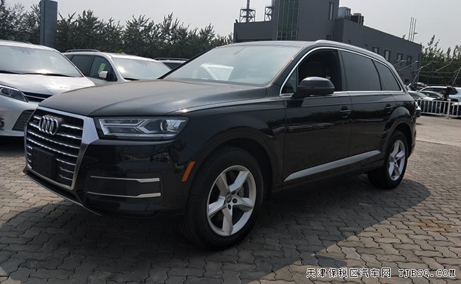 2018款?yuàn)W迪Q7加規(guī)版3.0T 全景天窗/7座/手寫板現(xiàn)車59萬