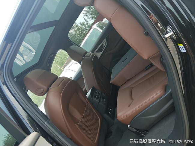2018款?yuàn)W迪Q7加規(guī)版3.0T 全景天窗/7座/手寫板現(xiàn)車59萬