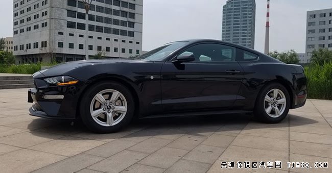 2019款福特野馬2.3T加拿大版 17輪/氙燈/倒影現(xiàn)車28.5萬(wàn)