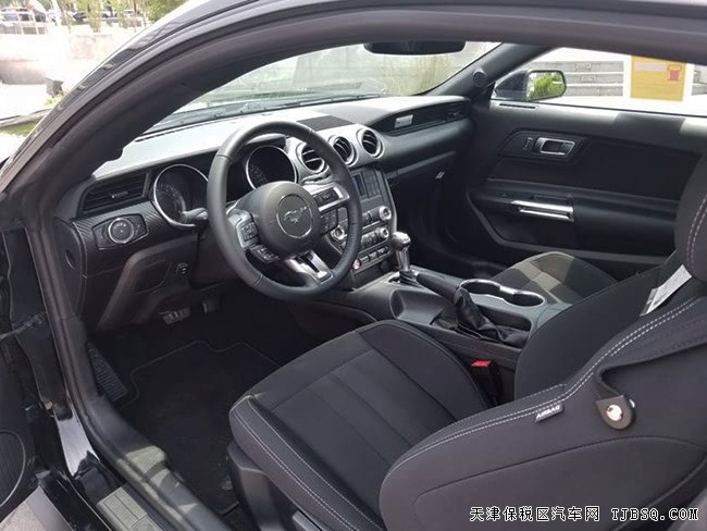 2019款福特野馬2.3T加拿大版 17輪/氙燈/倒影現(xiàn)車28.5萬(wàn)