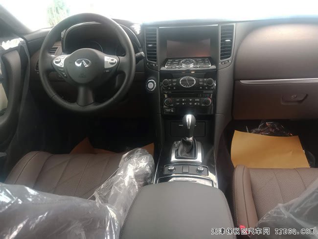 19款英菲尼迪QX70中東版 20輪/環(huán)影/天窗/BOSE現(xiàn)車50萬(wàn)