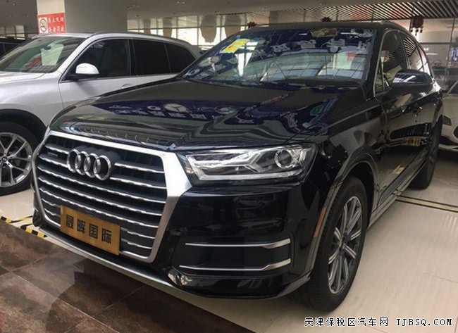 2019款?yuàn)W迪Q7加規(guī)版 7座/MMI手寫板/全景天窗現(xiàn)車60萬(wàn)