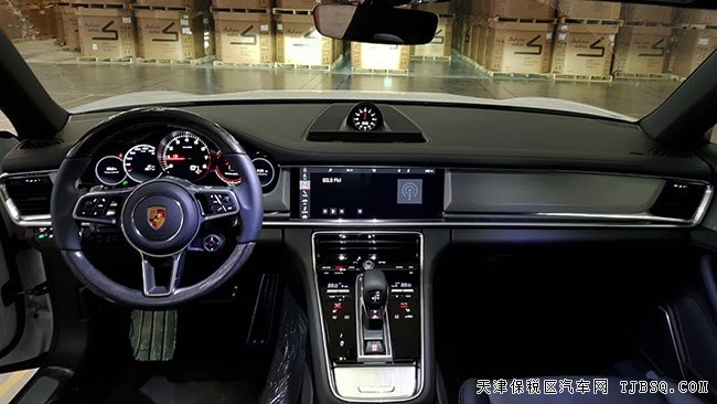 2018款保時捷Panamera4S墨規(guī)版 4座/21輪/全景現(xiàn)車131萬