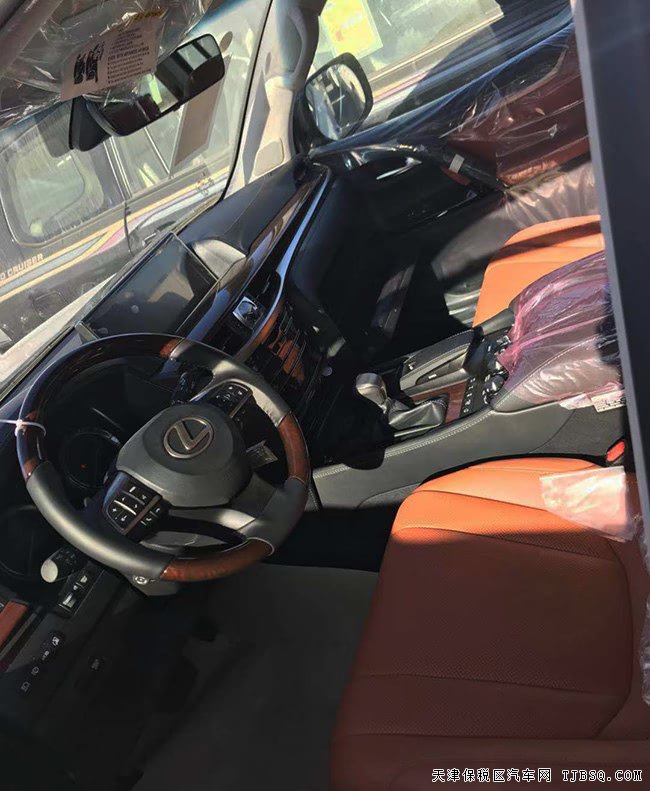 2019款雷克薩斯LX570中東版 21輪/天窗/金屬漆現(xiàn)車147萬(wàn)