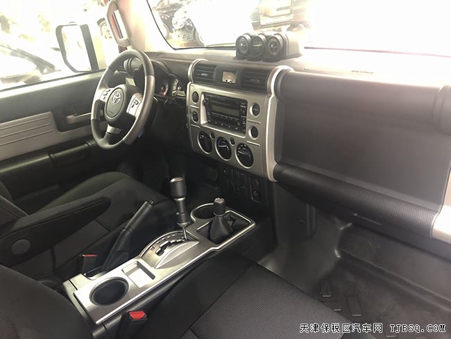 2019款豐田FJ酷路澤4.0L中東版 雙差速鎖/8氣囊現(xiàn)車48萬