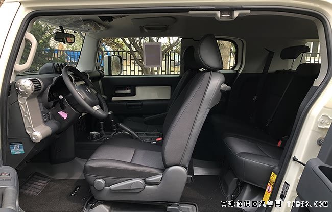 2019款豐田FJ酷路澤中東版 4.0L現(xiàn)車震撼專享