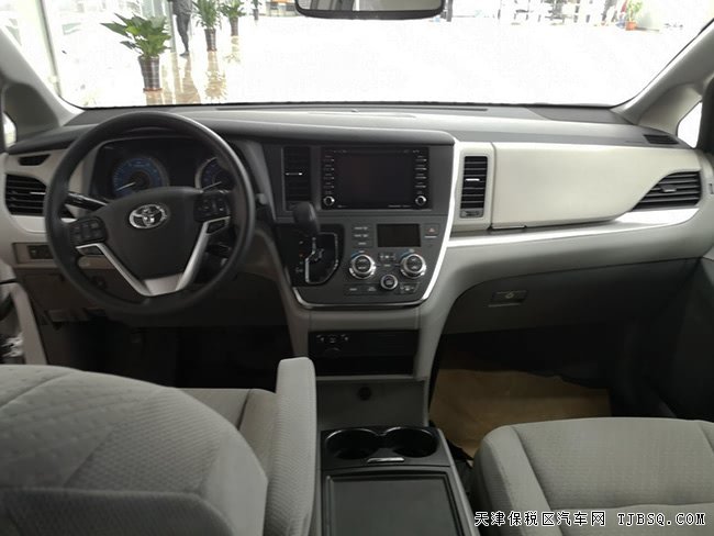 2019款豐田塞納四驅(qū)版MPV 3.5L現(xiàn)車熱賣優(yōu)惠起航