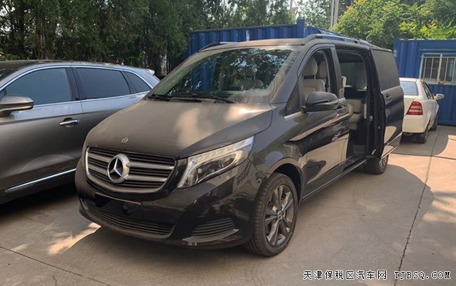 19款奔馳V250墨西哥版 7座/18輪/全景天窗現(xiàn)車60萬(wàn)鉅惠