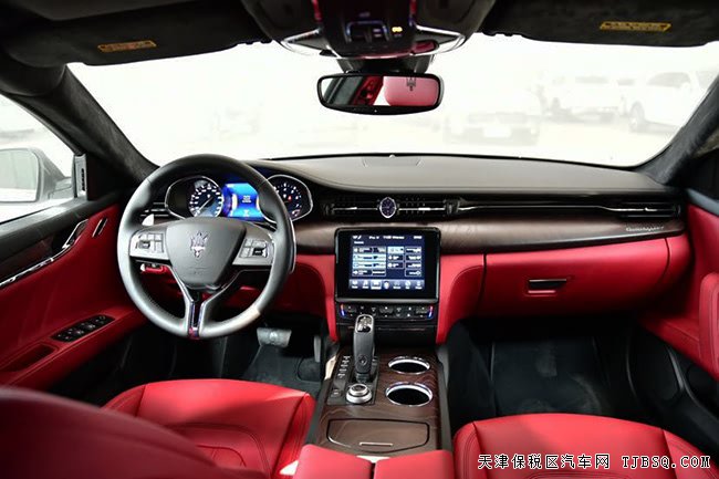 2019款瑪莎拉蒂總裁加規(guī)版 駕駛包/20輪/天窗現(xiàn)車118萬(wàn)