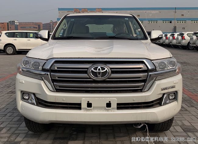 2019款豐田蘭德酷路澤4.0L中東版 現(xiàn)車樂享折扣