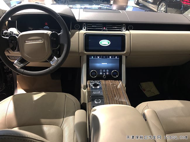 2019款路虎攬勝3.0T行政版 汽油版現(xiàn)車魅力來襲