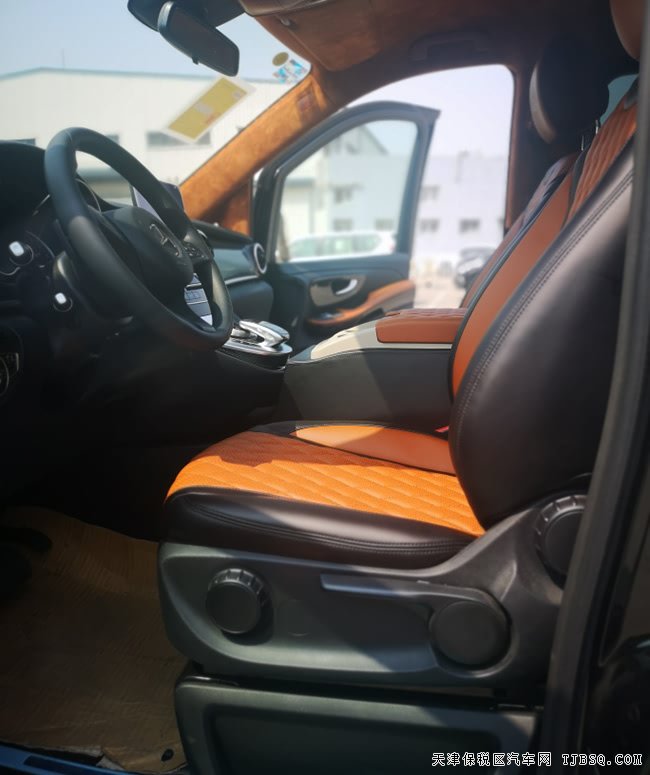 2019款奔馳V250墨西哥版 2.0T豪華商務(wù)車優(yōu)惠專享