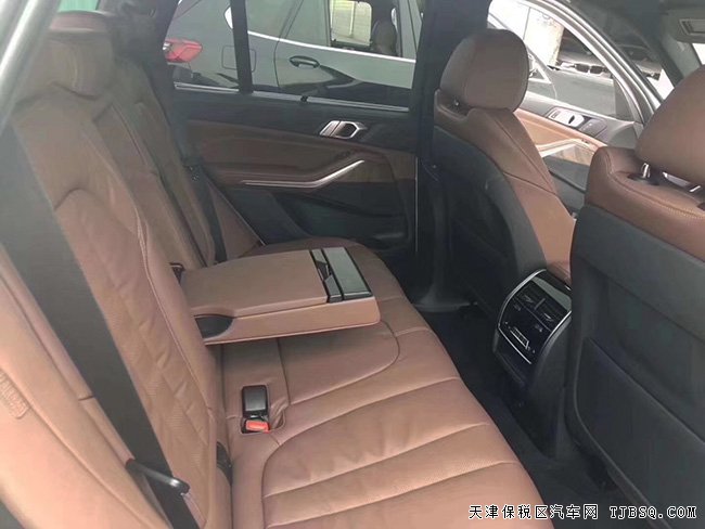 平行進(jìn)口車(chē)19款寶馬X5M加規(guī)版 3.0T現(xiàn)車(chē)優(yōu)惠熱賣(mài)