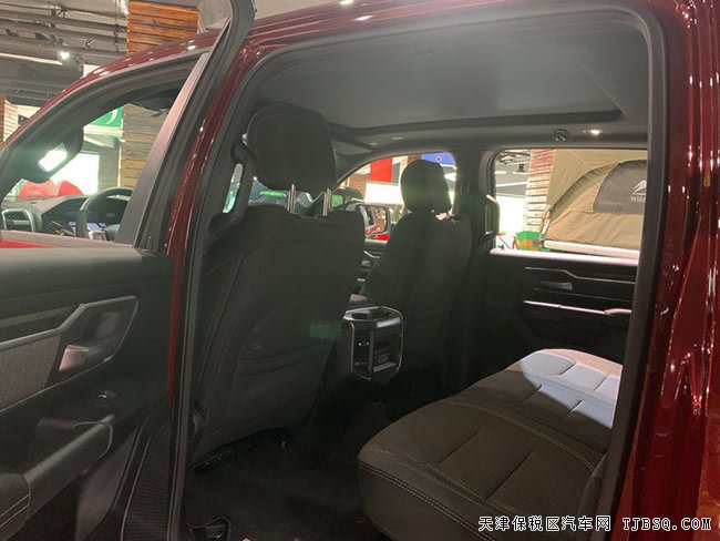 2019款道奇公羊5.7L大角牛 全景/燈包/二級包現(xiàn)車38.5萬