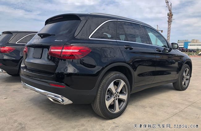 2019款奔馳GLC300墨西哥版 19輪/氙燈/全景現(xiàn)車38.5萬