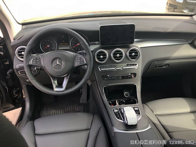 2019款奔馳GLC300墨西哥版 19輪/氙燈/全景現(xiàn)車38.5萬