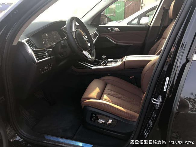 2019款寶馬X7墨西哥版 全景天窗/七座/21輪現(xiàn)車99萬勁惠