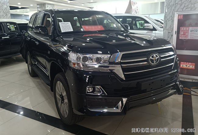 2019款豐田酷路澤5700中東版 20輪/運(yùn)動(dòng)包圍現(xiàn)車109.5萬(wàn)