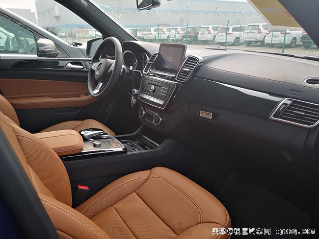 2019款奔馳GLS450加拿大版 豪華SUV現(xiàn)車(chē)震撼讓利