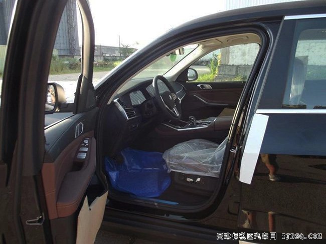 2019款寶馬X7歐規(guī)版 星空頂/7座/20輪/全景天窗現(xiàn)車(chē)94萬(wàn)