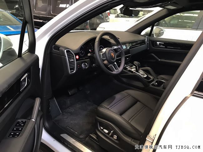 2019款保時捷卡宴3.0T美規(guī)版 19輪/金屬漆/全景現(xiàn)車82萬