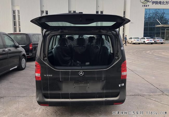 2019款奔馳V250中東版 17輪/電尾門/雙電動門現(xiàn)車44.8萬