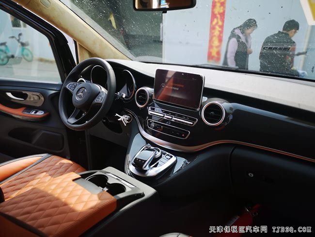 19款奔馳V250墨西哥版 LED大燈/航空座椅/17輪現(xiàn)車56萬
