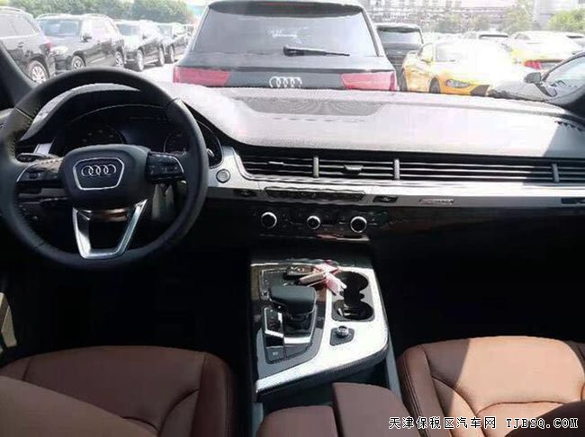 2019款奧迪Q7加規(guī)版 20輪/7座/手寫板/全景天窗現(xiàn)車58萬
