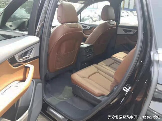 2019款奧迪Q7加規(guī)版 20輪/7座/手寫板/全景天窗現(xiàn)車58萬