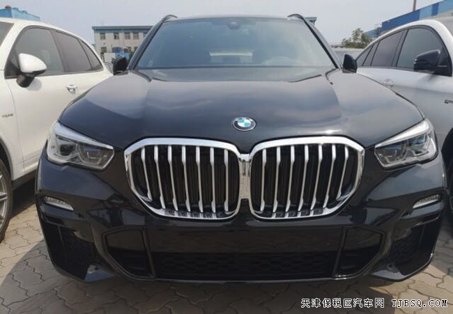 2019款寶馬X5M加規(guī)版 大豪華包/M運(yùn)動包/全景現(xiàn)車77萬