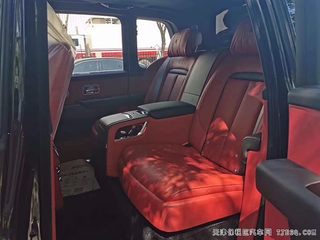 2019款勞斯萊斯庫里南SUV 頂級越野現(xiàn)車優(yōu)惠購