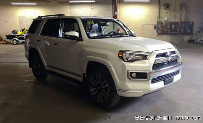 19款豐田超霸4.0L加規(guī)版 20輪/7座真皮/天窗現(xiàn)車54.5萬