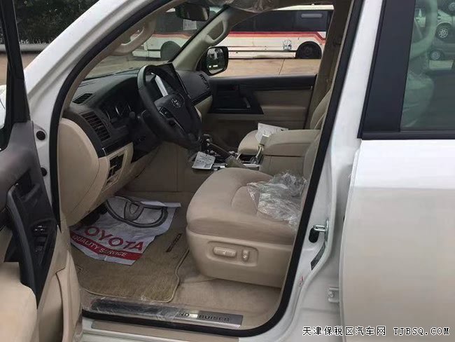 19款豐田酷路澤4000中東版 遙啟/18輪/天窗現(xiàn)車68.5萬