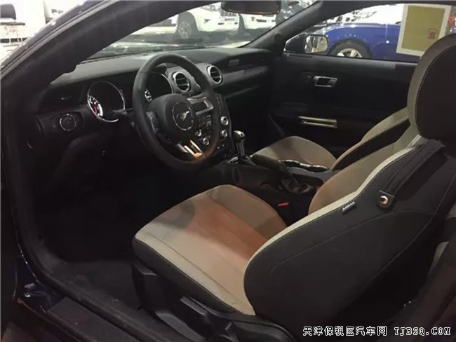2019款福特野馬2.3T加拿大版 天津港現(xiàn)車優(yōu)惠酬賓