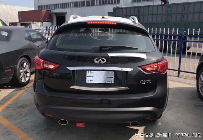 19款英菲尼迪QX70中東版 20輪/BOSE/環(huán)影現(xiàn)車50萬優(yōu)購