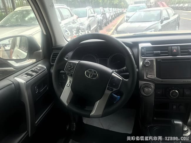 2018款豐田超霸4.0L加規(guī)版 7座/17鋁輪/天窗現(xiàn)車45.5萬