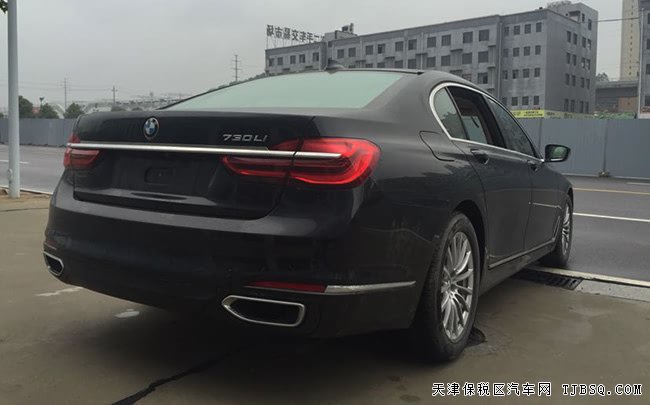 2016款寶馬730中東版 18輪/LED大燈/全景天窗現(xiàn)車59萬