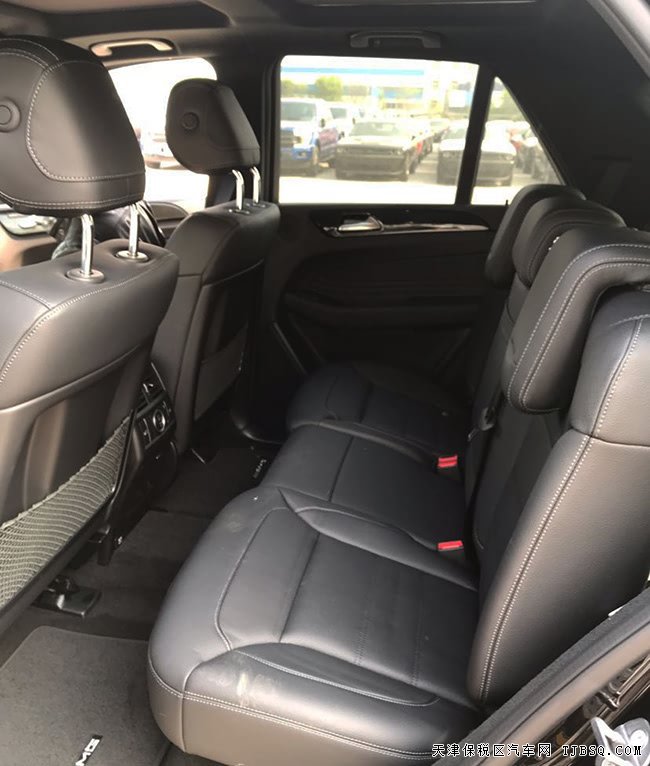 2019款奔馳GLE43加規(guī)版 豪華包/電吸門/駕輔包現(xiàn)車74萬