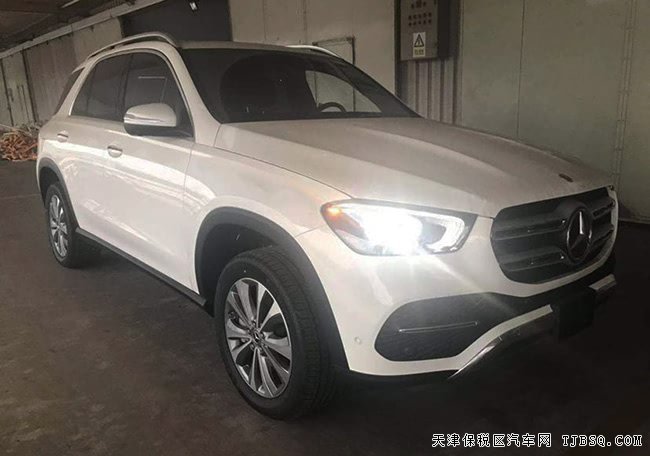 平行進(jìn)口20款奔馳GLE350美規(guī)版 保稅區(qū)魅力呈現(xiàn)