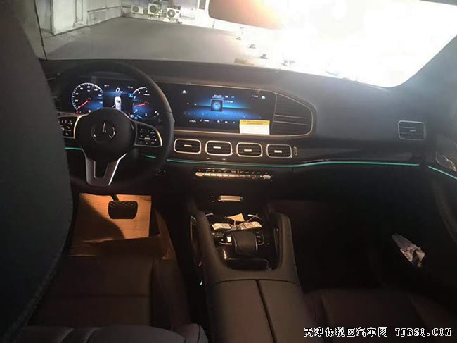平行進(jìn)口20款奔馳GLE350美規(guī)版 保稅區(qū)魅力呈現(xiàn)