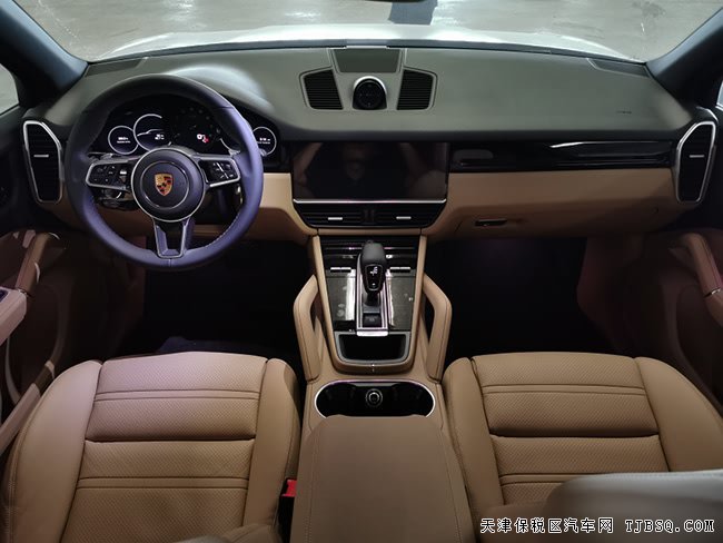 2019款保時捷卡宴加規(guī)版SUV 豪華包/20輪現(xiàn)車85萬優(yōu)享