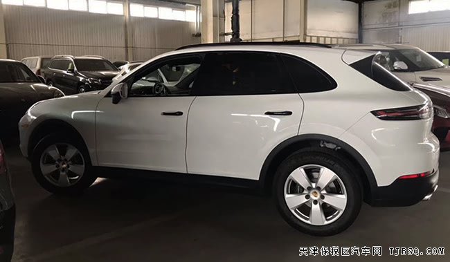 2019款保時(shí)捷卡宴3.0T墨西哥版 金屬漆/全景現(xiàn)車83.5萬