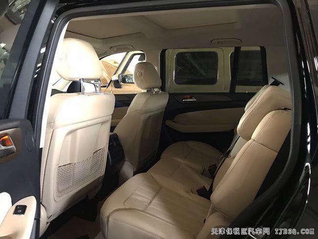2019款奔馳GLS450美規(guī)版 外觀包/哈曼/燈光包現(xiàn)車90.5萬