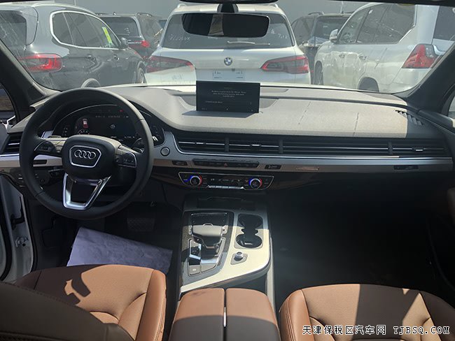 2019款?yuàn)W迪Q7加規(guī)版 環(huán)影/20輪/BOSE/LED大燈現(xiàn)車63萬