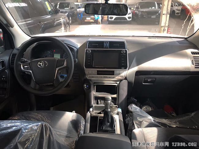 2019款豐田霸道3000中東版 18輪/天窗/后掛現(xiàn)車58.5萬