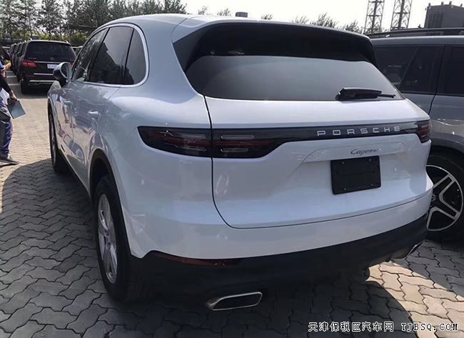2019款保時(shí)捷卡宴3.0T加規(guī)版 金屬漆/豪華包現(xiàn)車84.5萬